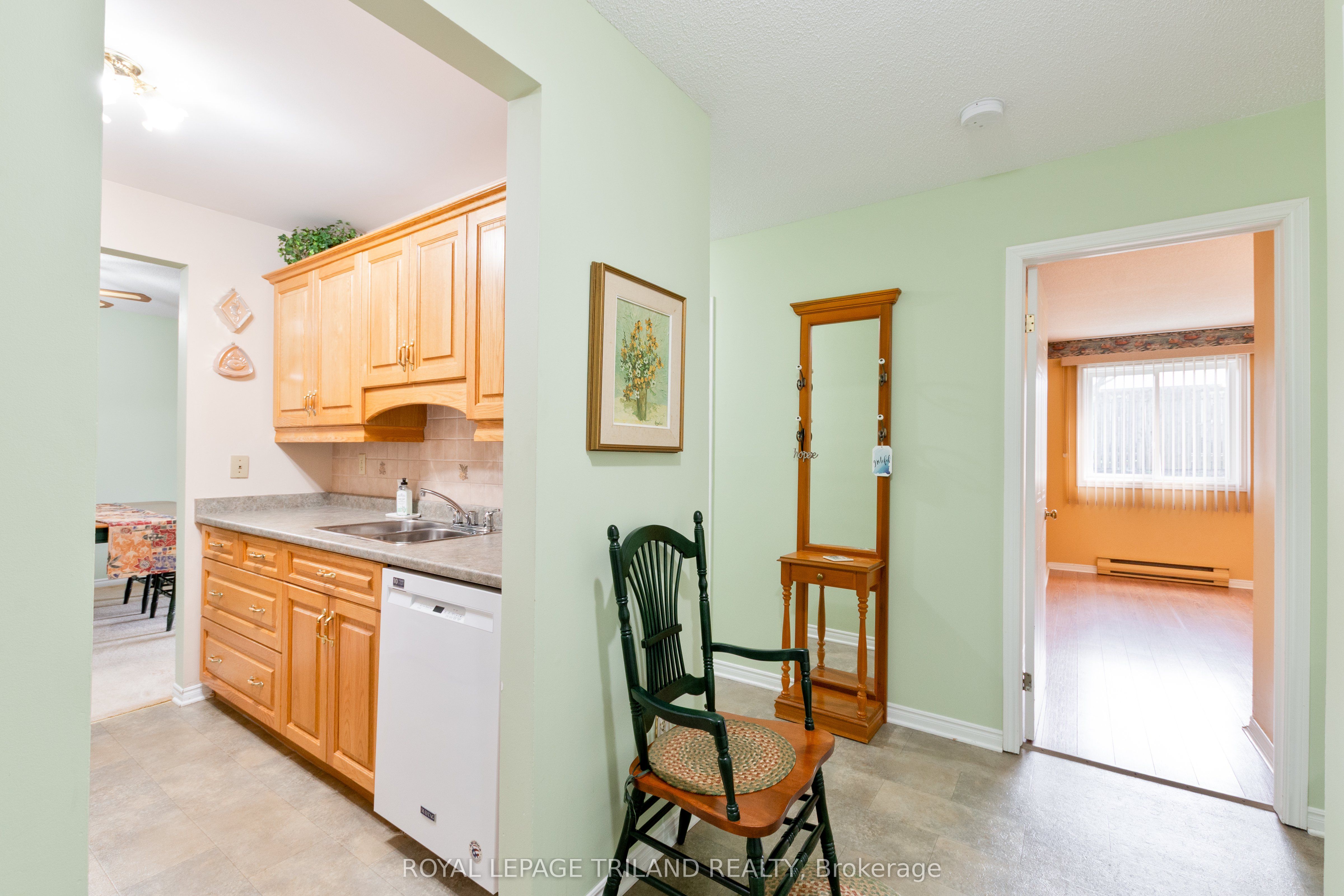 440 Wellington Street 123