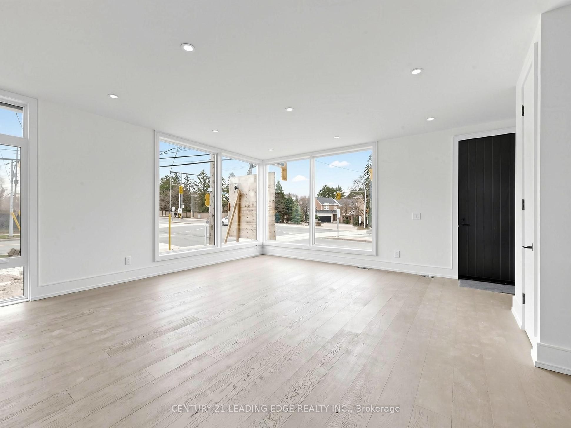 170 DIXON Road 2