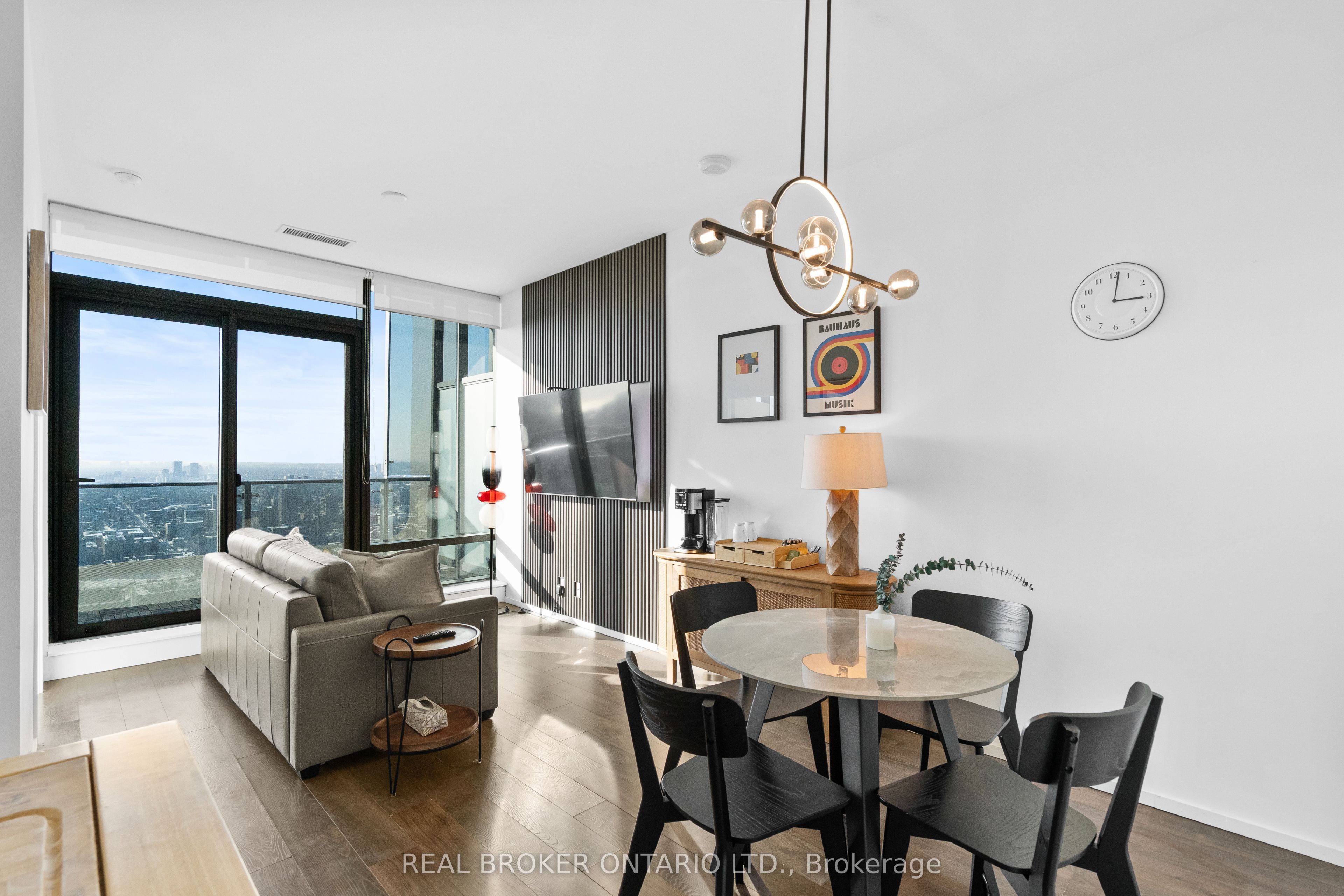 5 St Joseph Street 4406