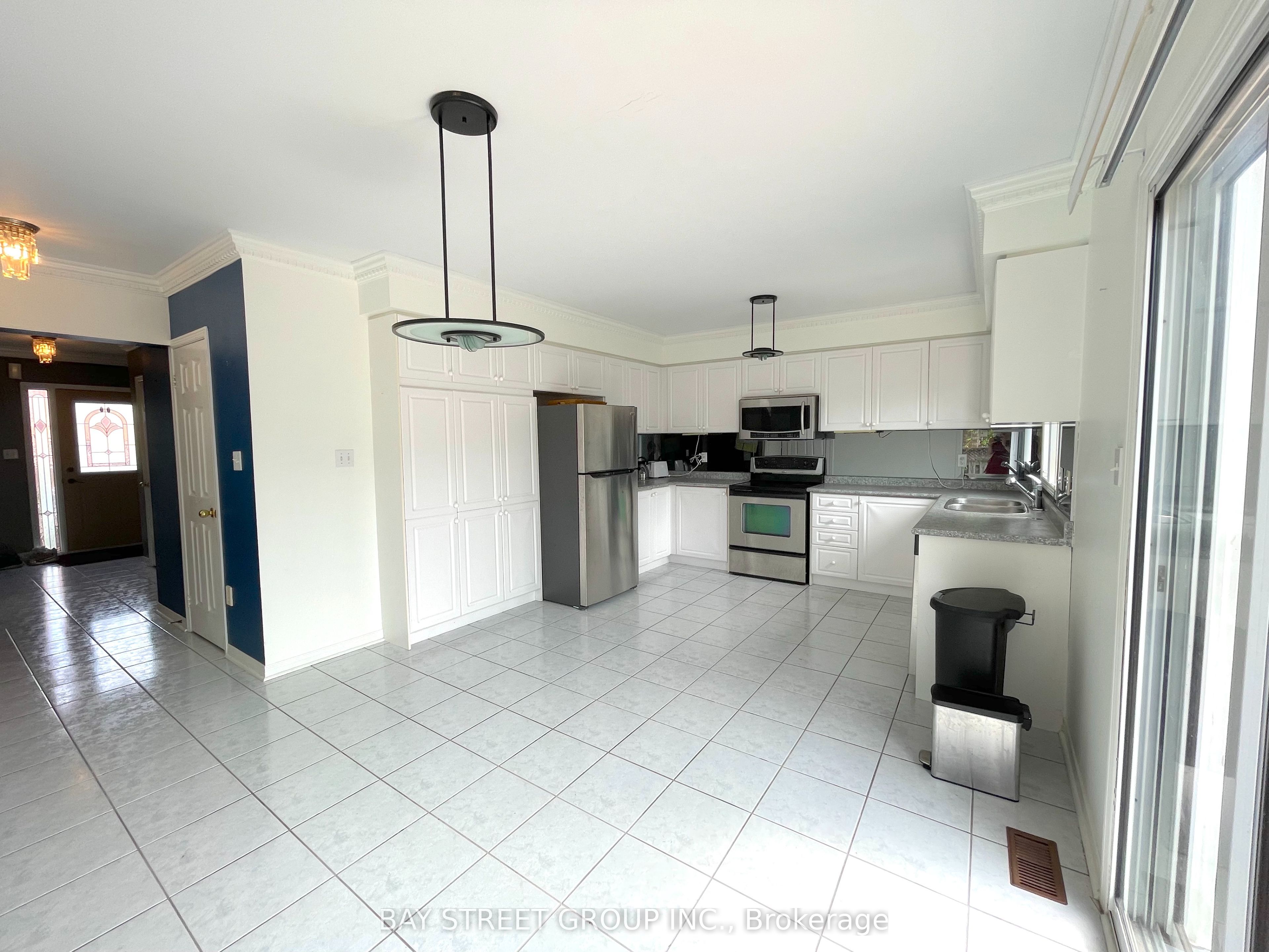 2136 Golden Orchard Trail