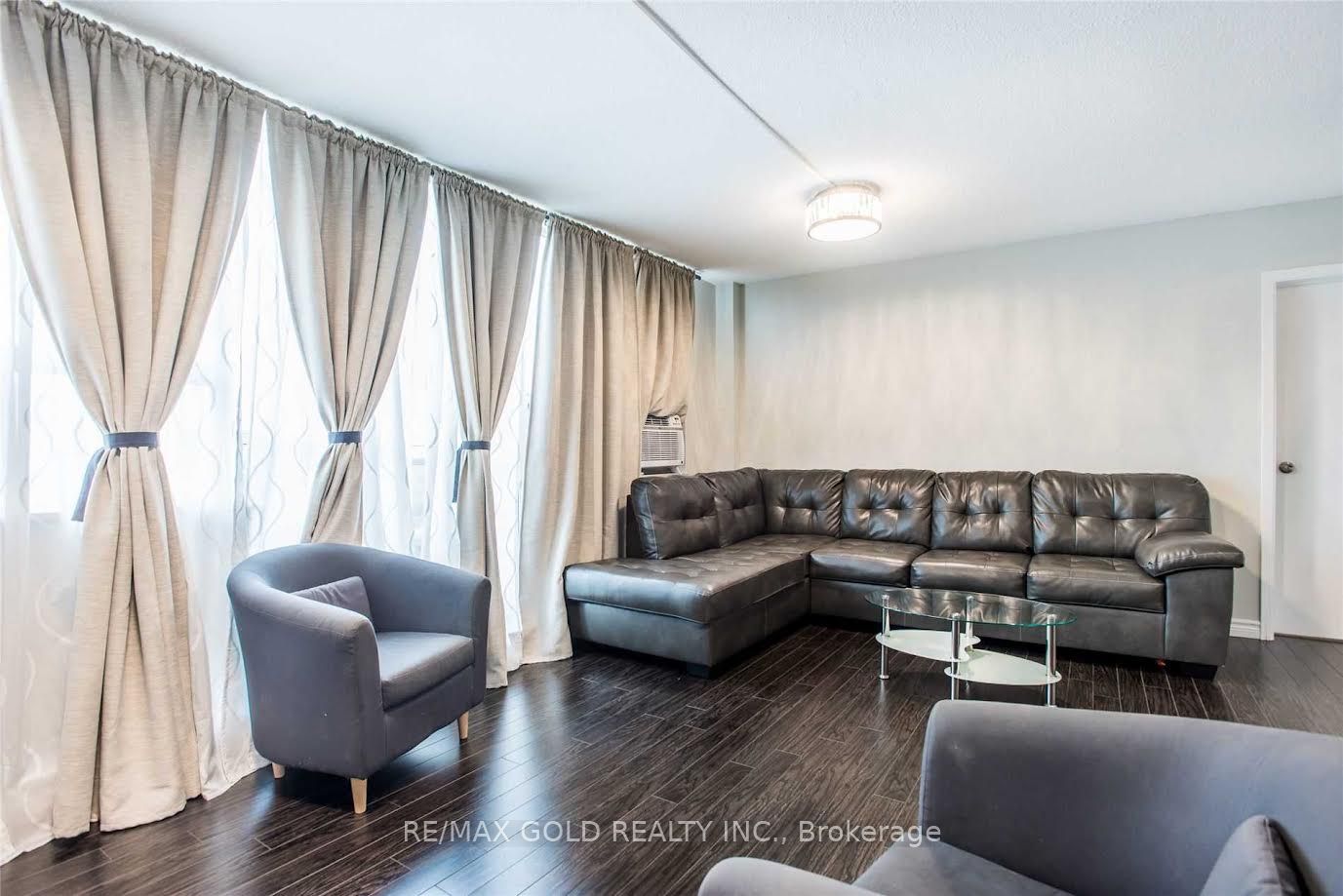 1050 Stainton Drive 312