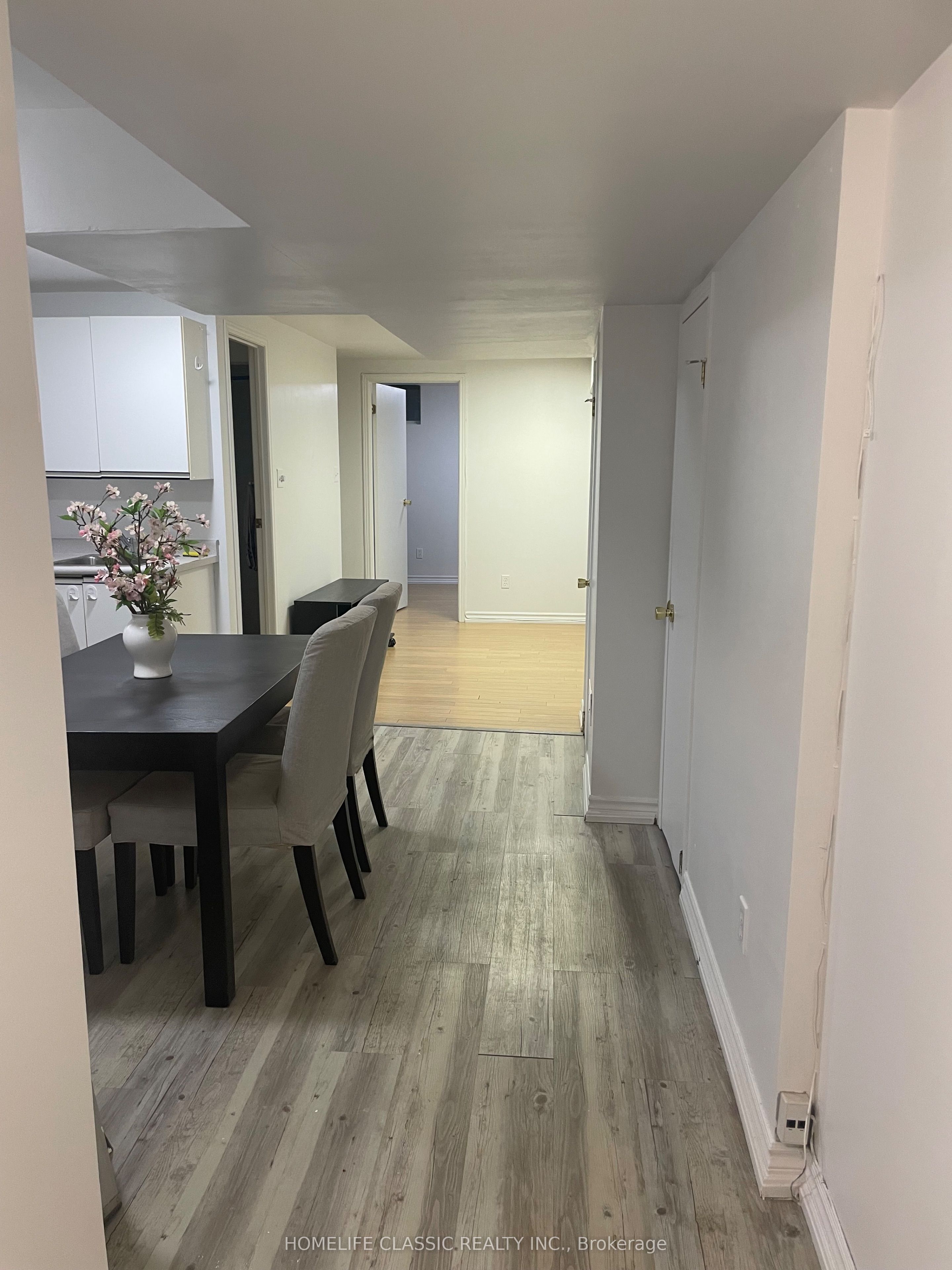 102 Church Street S lower