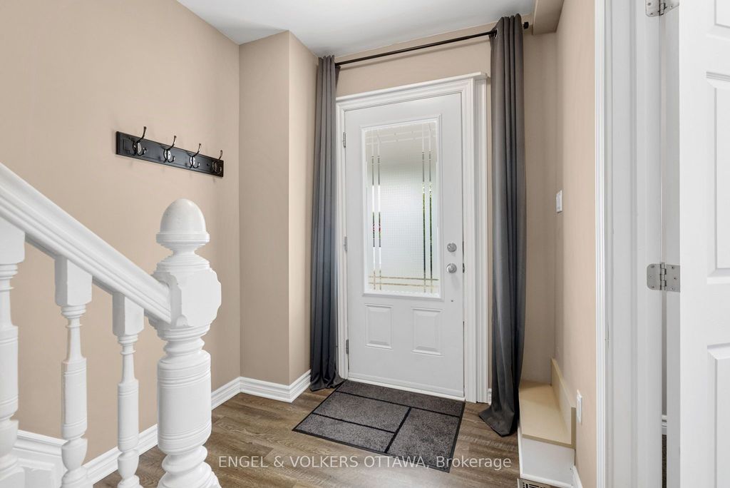 Photo of 3698 Carp Road, Carp - Huntley Ward, ON K0A 1L0 (MLS # X13131328)