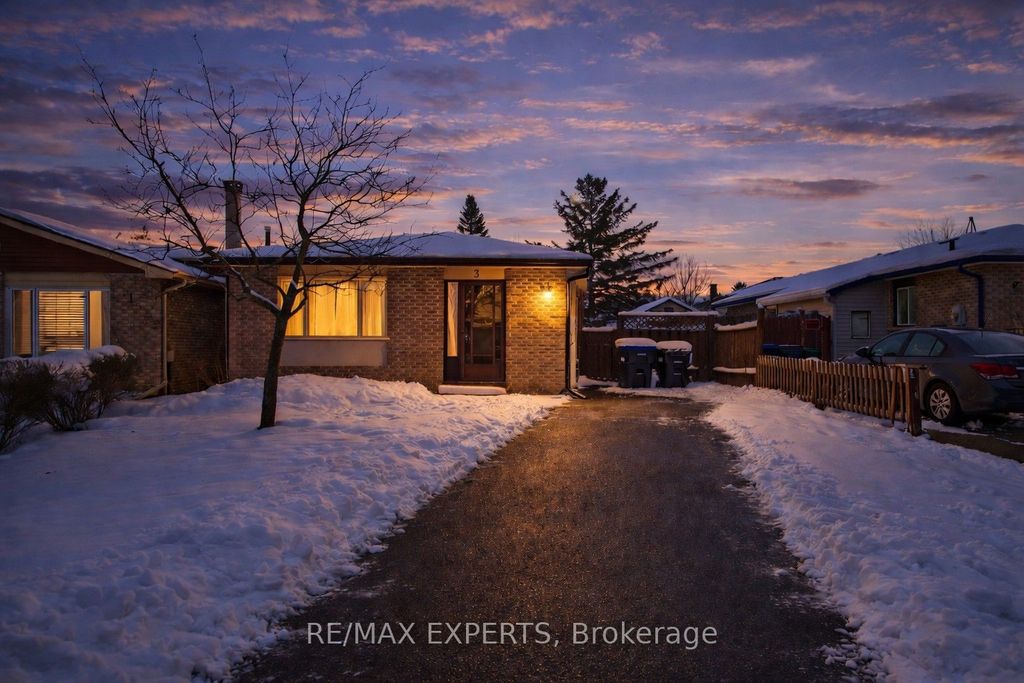 Photo of 3 Milne Street, New Tecumseth, ON L4N 7J1 (MLS # N12788922)