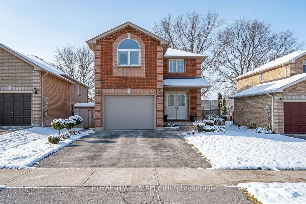 Photo of 186 Madelaine Drive, Barrie, ON L4N 0S7 (MLS # S12957650)