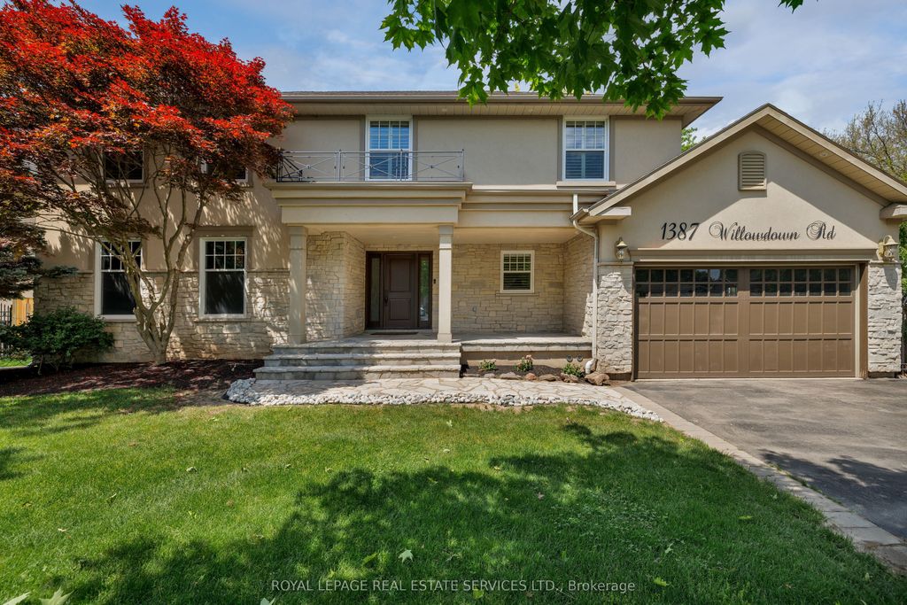 Photo of 1387 Willowdown Road, Oakville, ON L6L 1X2 (MLS # W13432440)