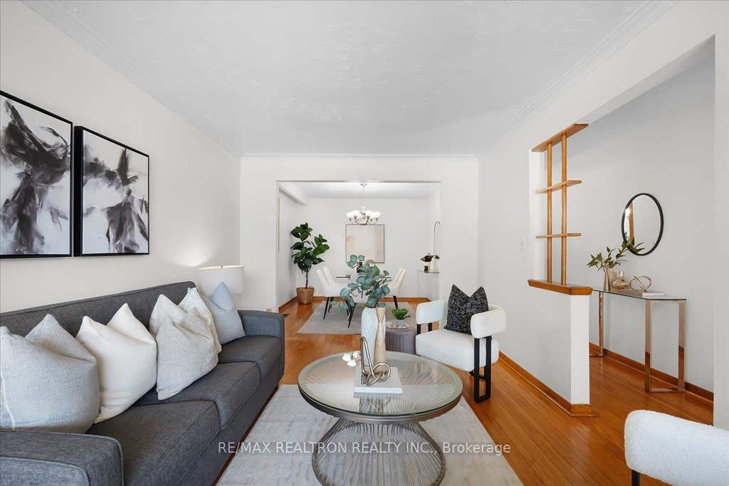 Photo of 283 Hiawatha Road, Toronto, ON M4L 2Y3 (MLS # E13674350)