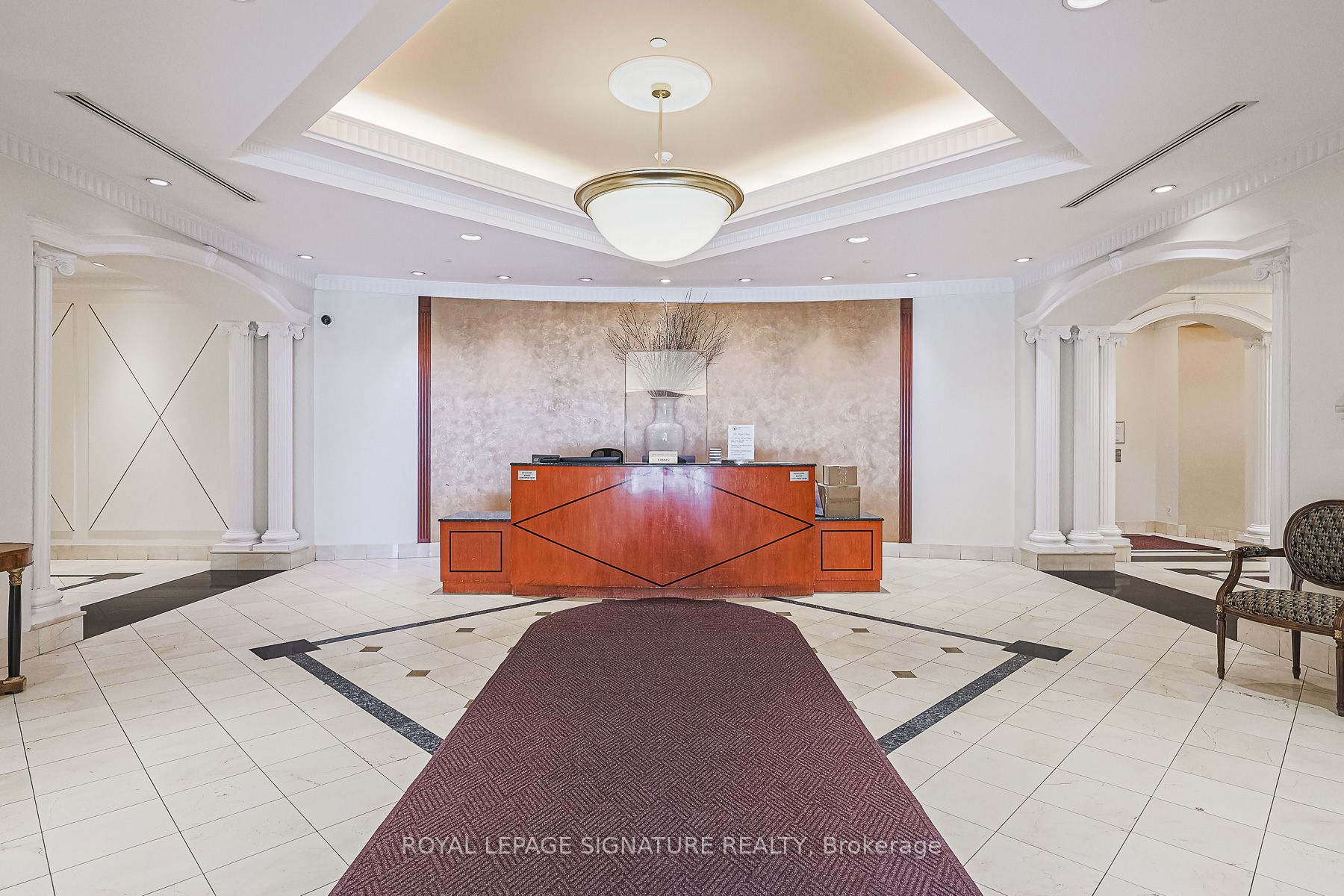 980 Yonge Street 804