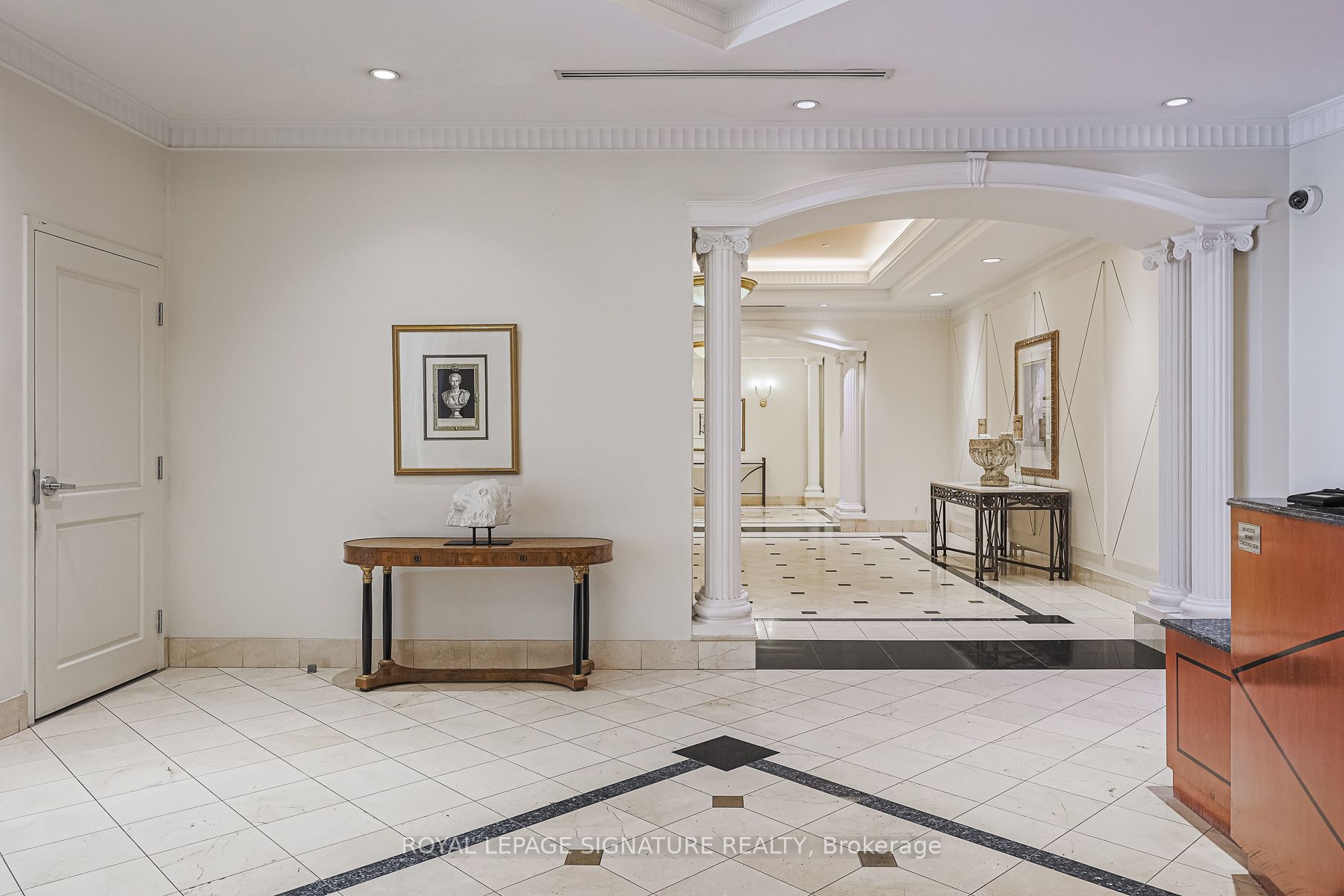 980 Yonge Street 804