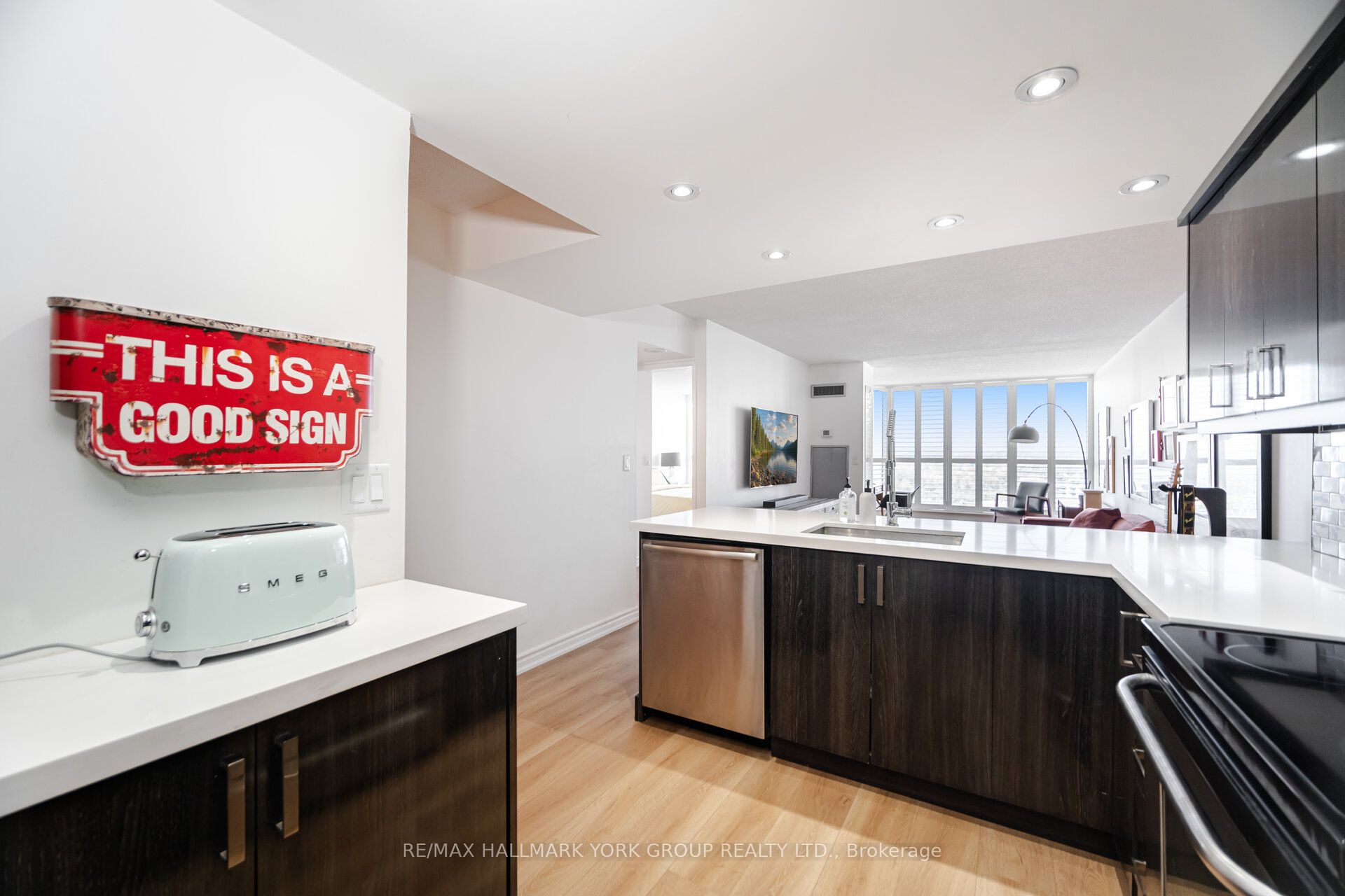 100 Observatory Lane 1208