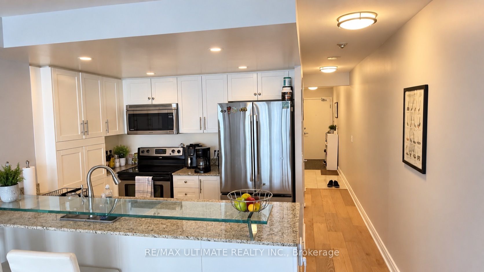 208 Queens Quay W 912