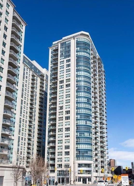 Photo 1 of 29 — 195 Besserer Street 301, Lower Town - Sandy Hill, ON K1N 0B6