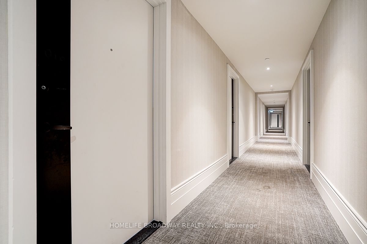 8 Cedarland Drive 1016