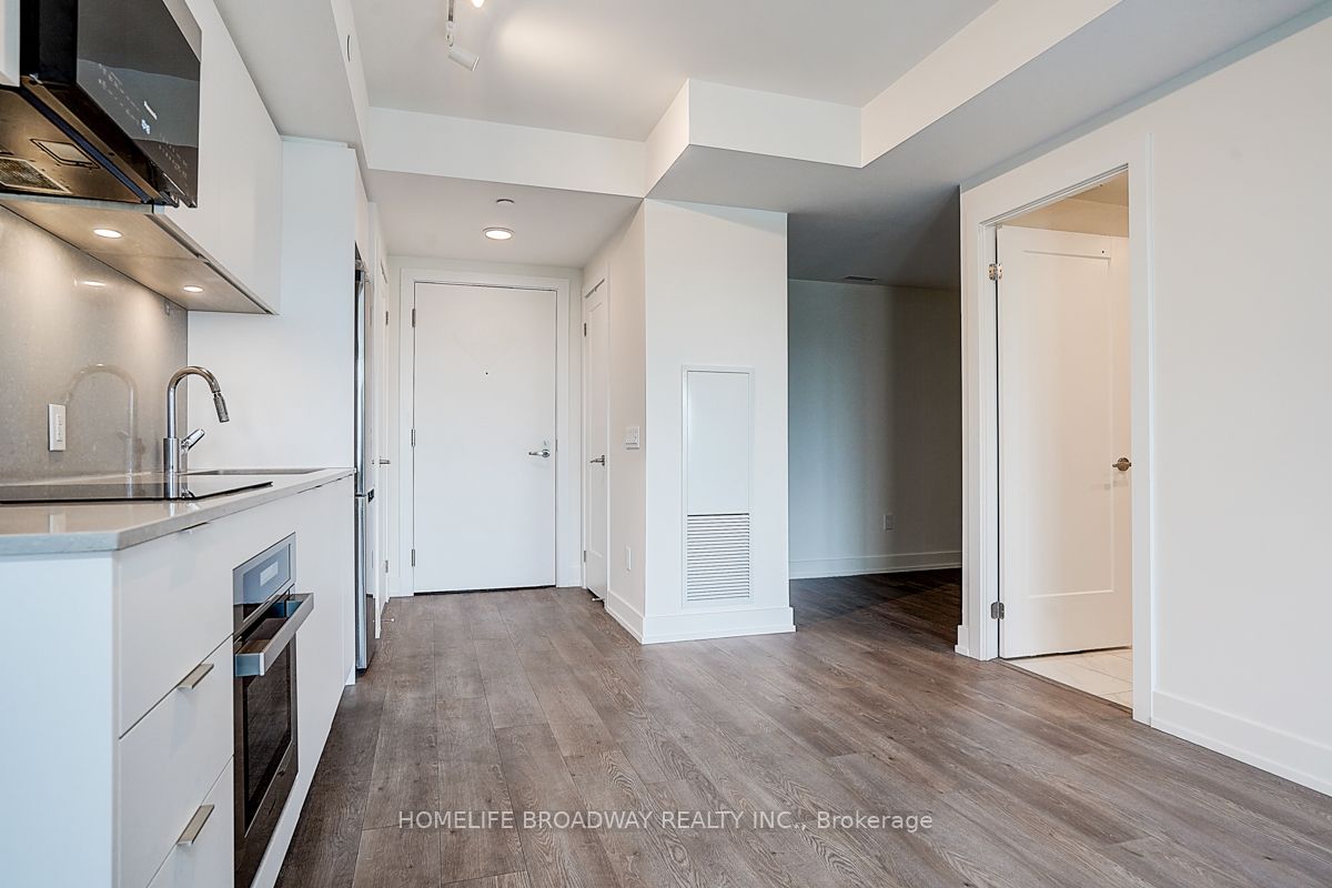 8 Cedarland Drive 1016