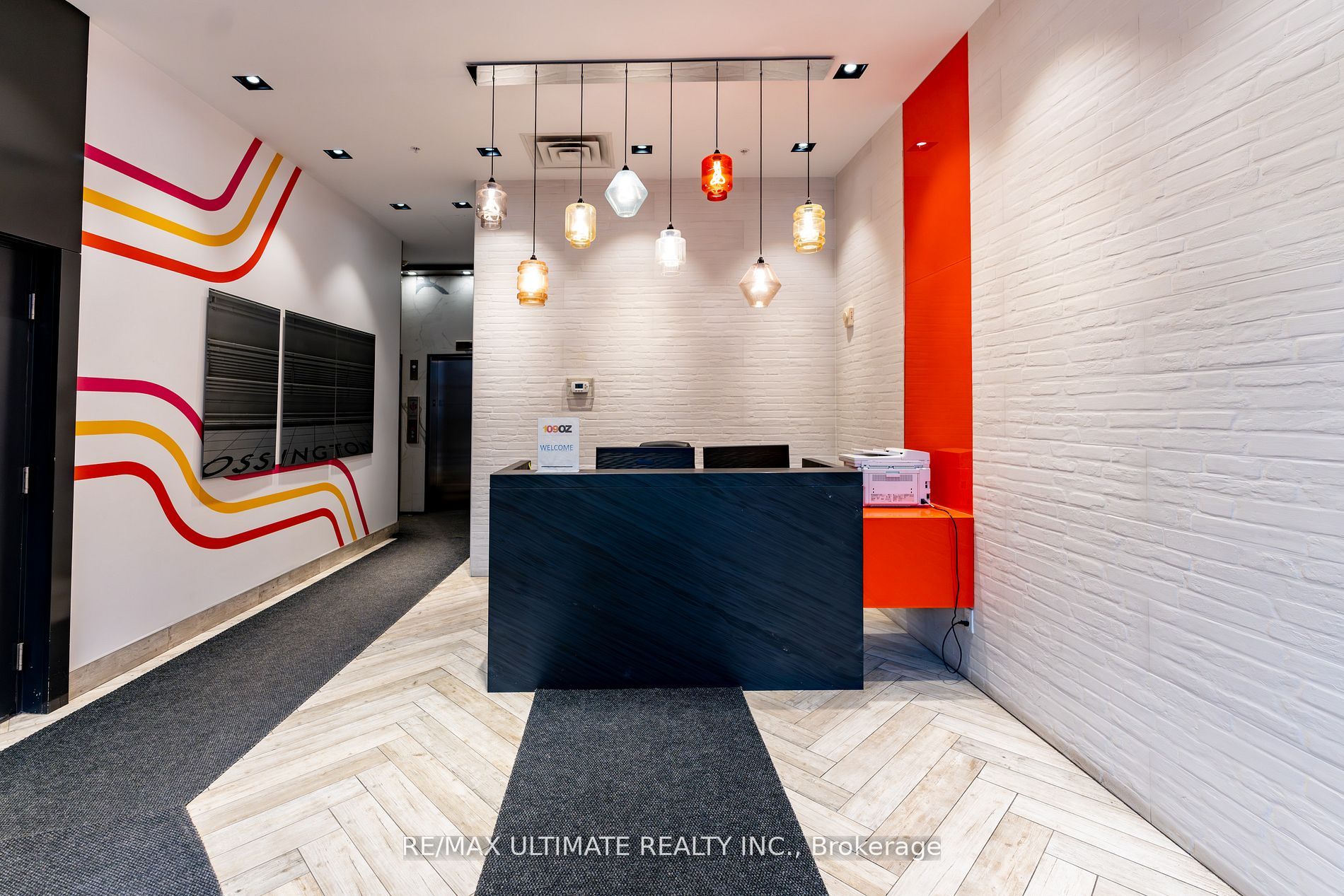 109 Ossington Avenue 204