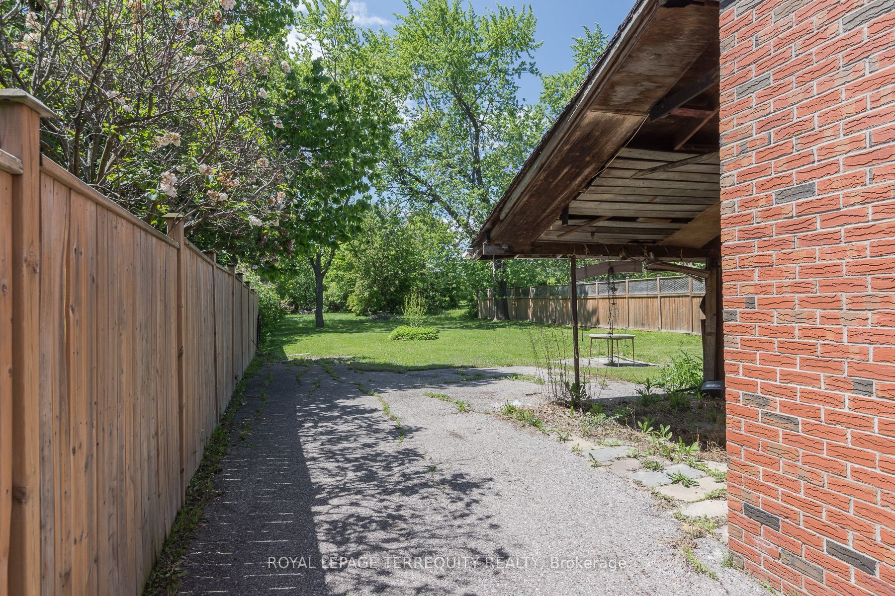 3056 Parkerhill Road