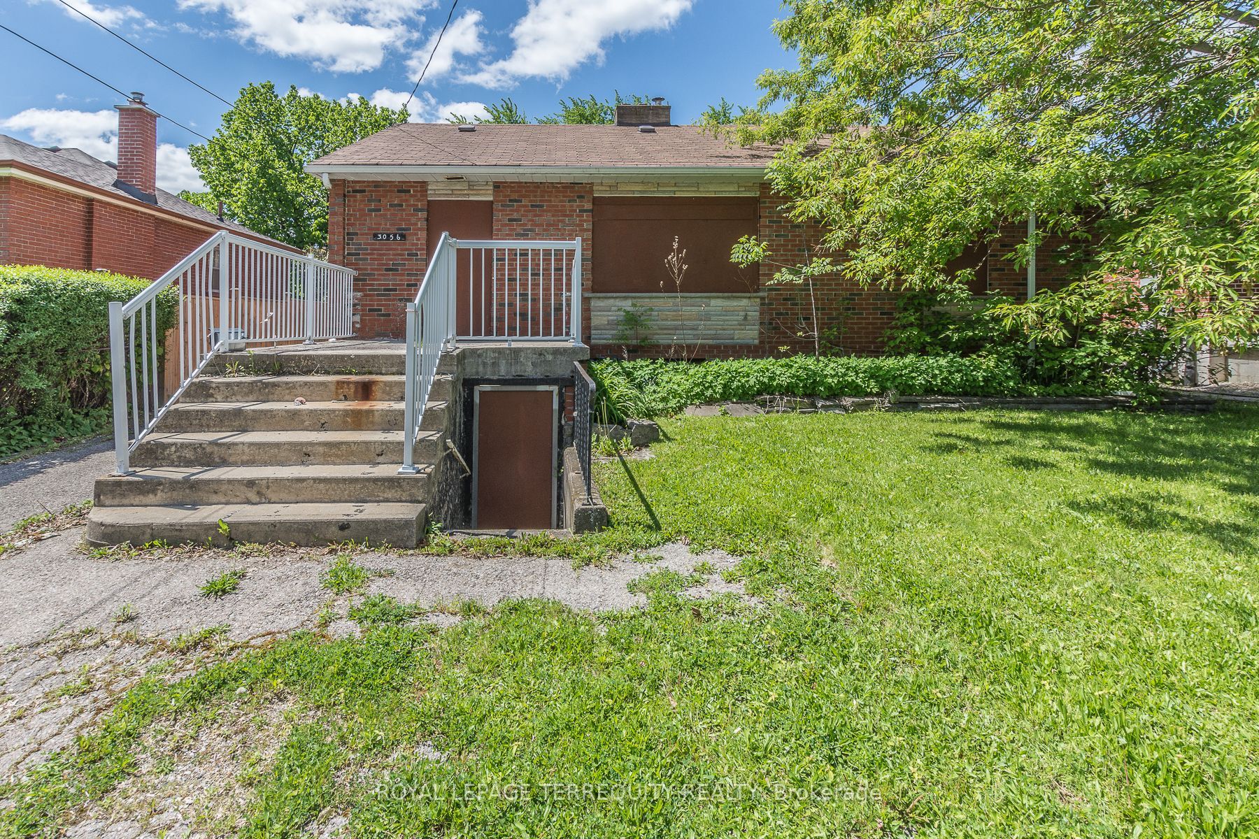 3056 Parkerhill Road
