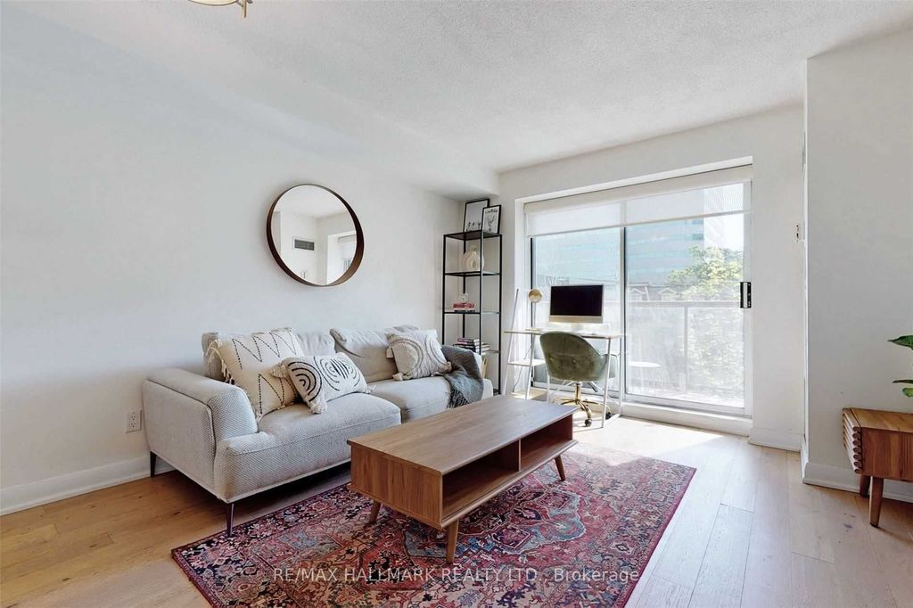 Photo of 140 Bathurst Street #408, Toronto, ON M5V 3N8 (MLS # C12593502)