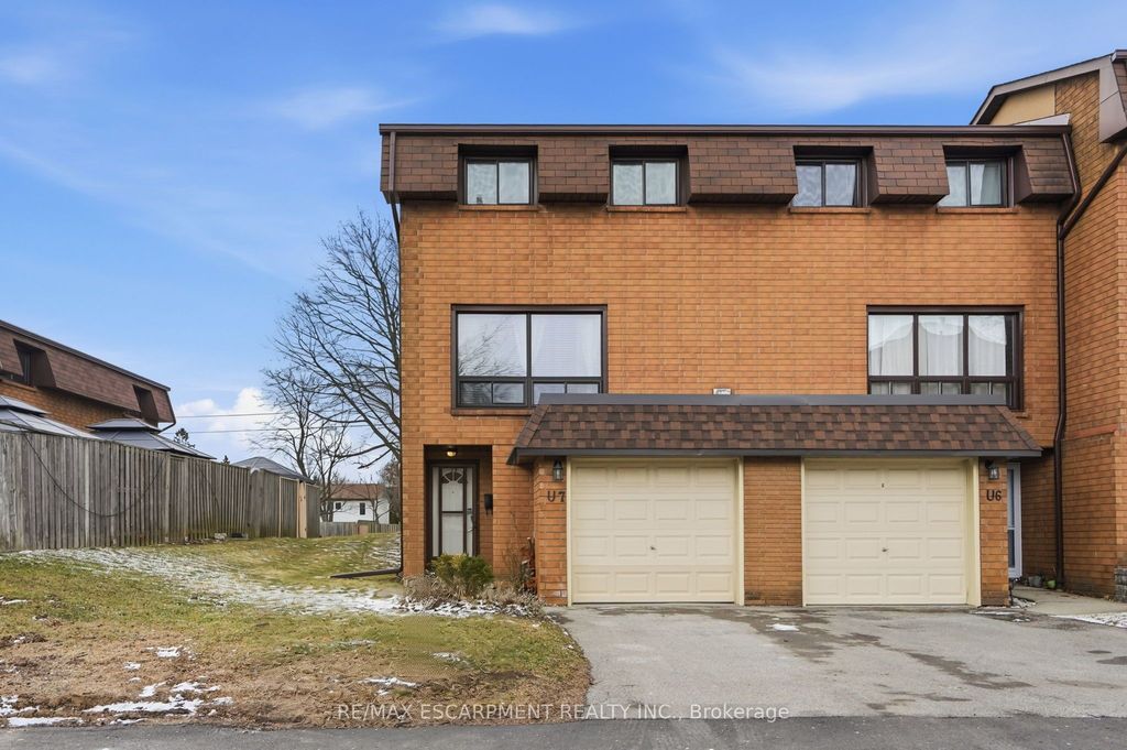 Photo of 444 Stone Church Road W #U7, Hamilton, ON L9B 1R1 (MLS # X12900124)