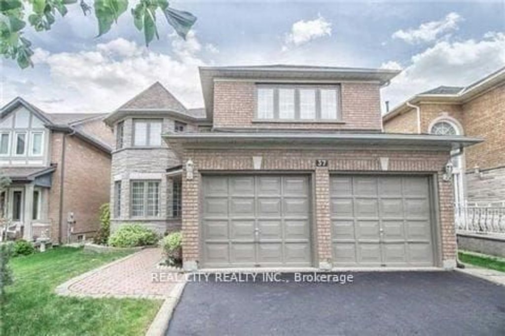 Photo of 37 Bobcat Street, Brampton, ON L6R 1C8 (MLS # W12937892)