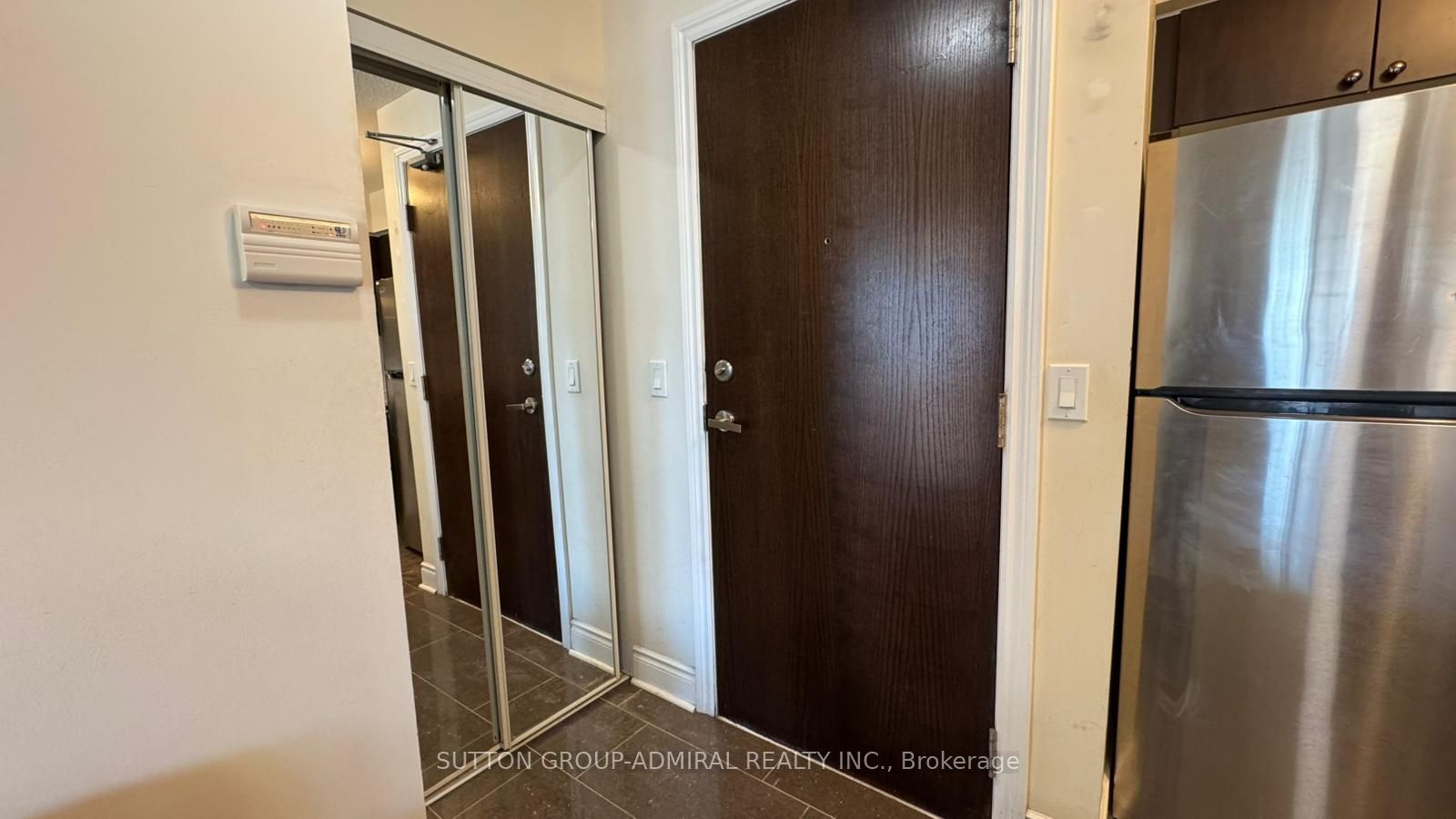 7 North Park Road 202