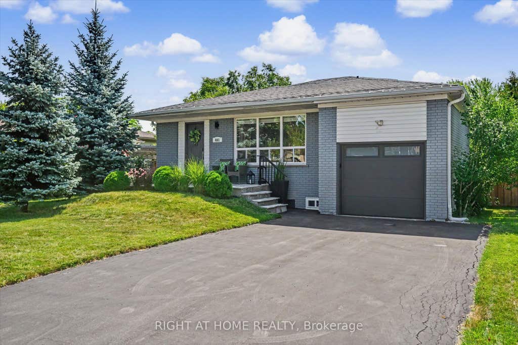 Photo of 461 Withnell Crescent, Oakville, ON L6L 3M1 (MLS # W13619482)