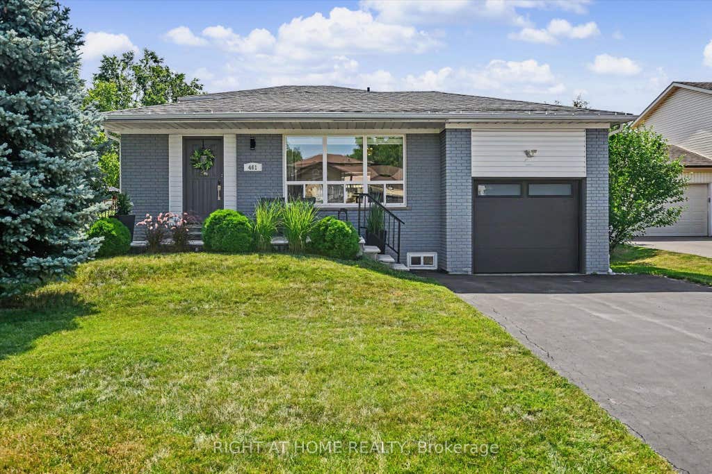 Photo of 461 Withnell Crescent, Oakville, ON L6L 3M1 (MLS # W13619482)