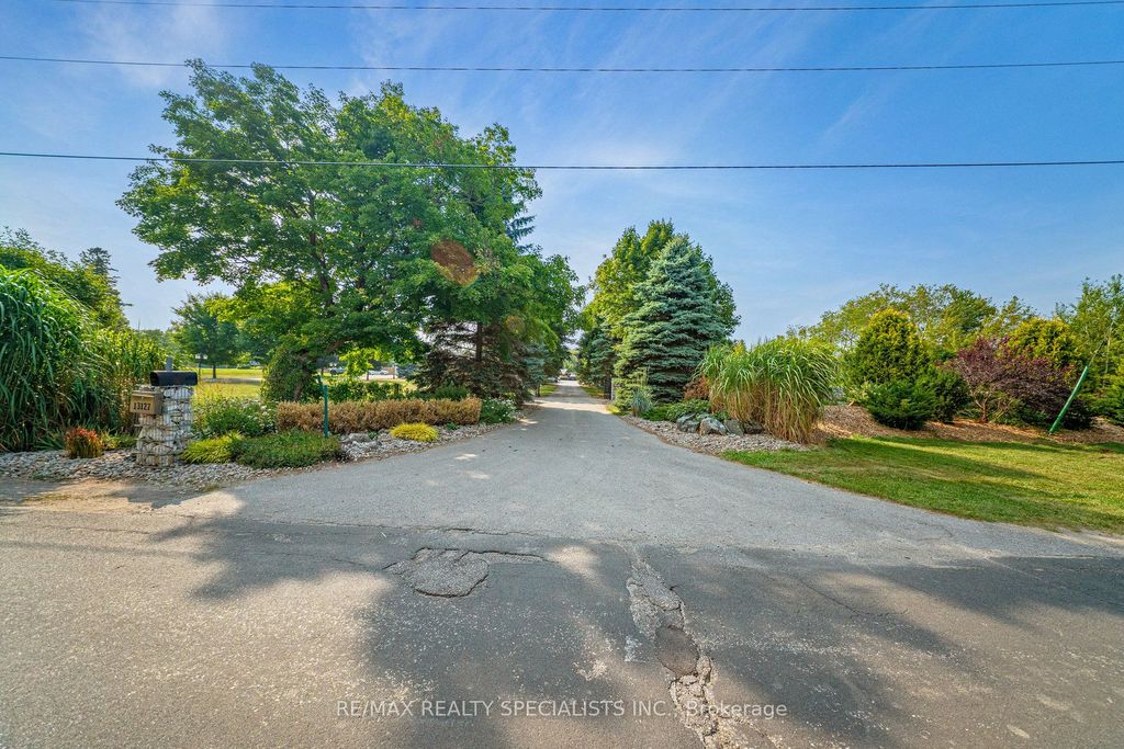 Photo of 13127 27 Side Road, Halton Hills, ON L7G 4S4 (MLS # W13446264)