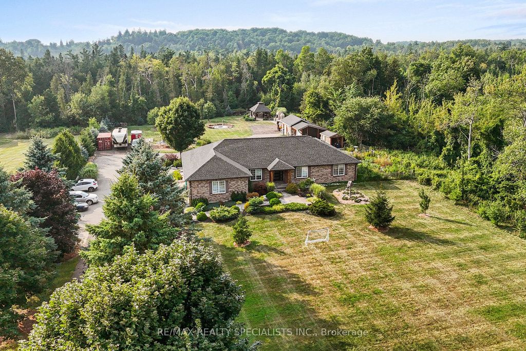 Photo of 13127 27 Side Road, Halton Hills, ON L7G 4S4 (MLS # W13446264)