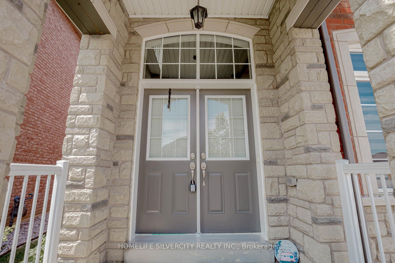 122 Squire Ellis Drive