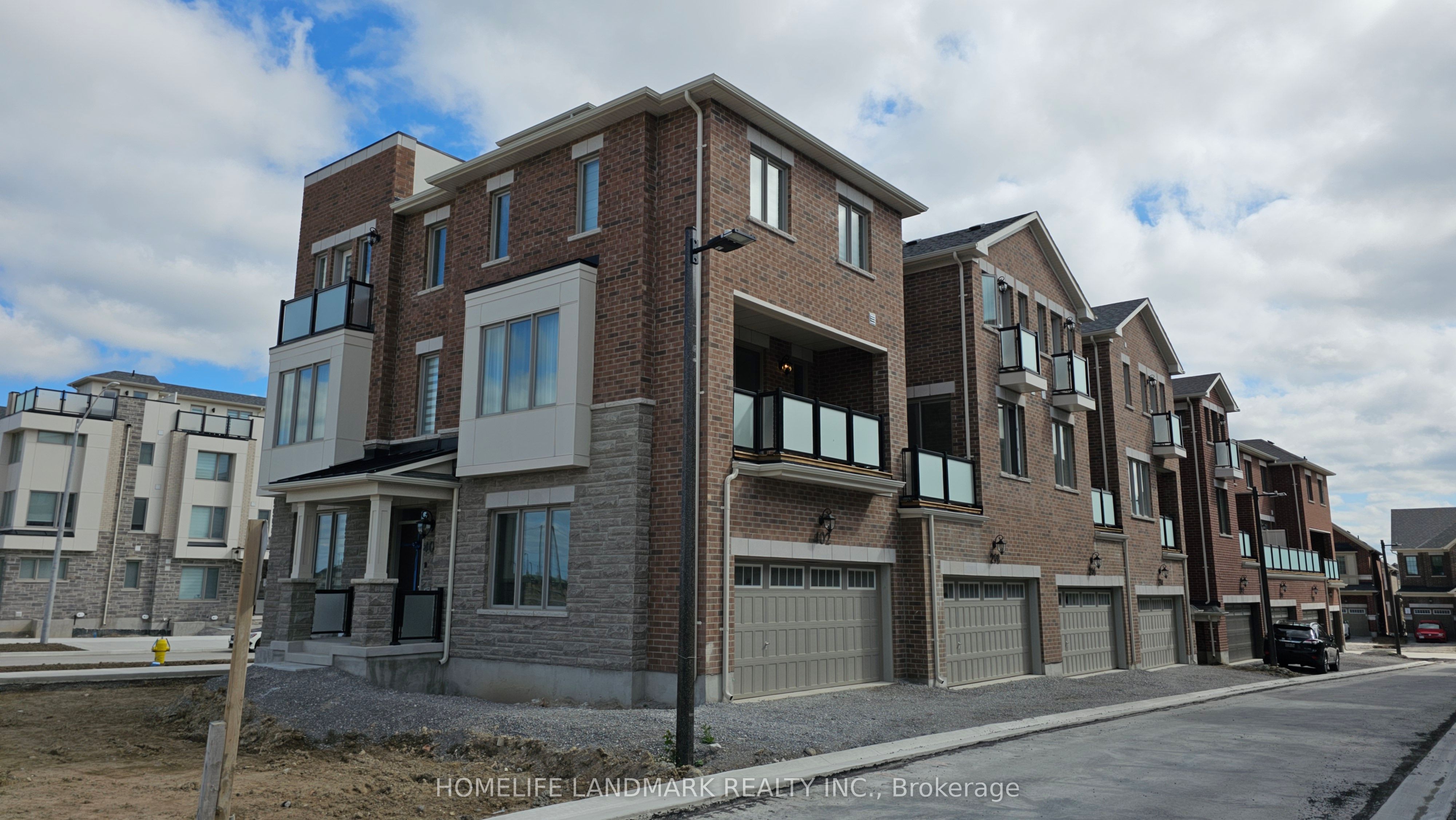 402 Berczy Green Drive