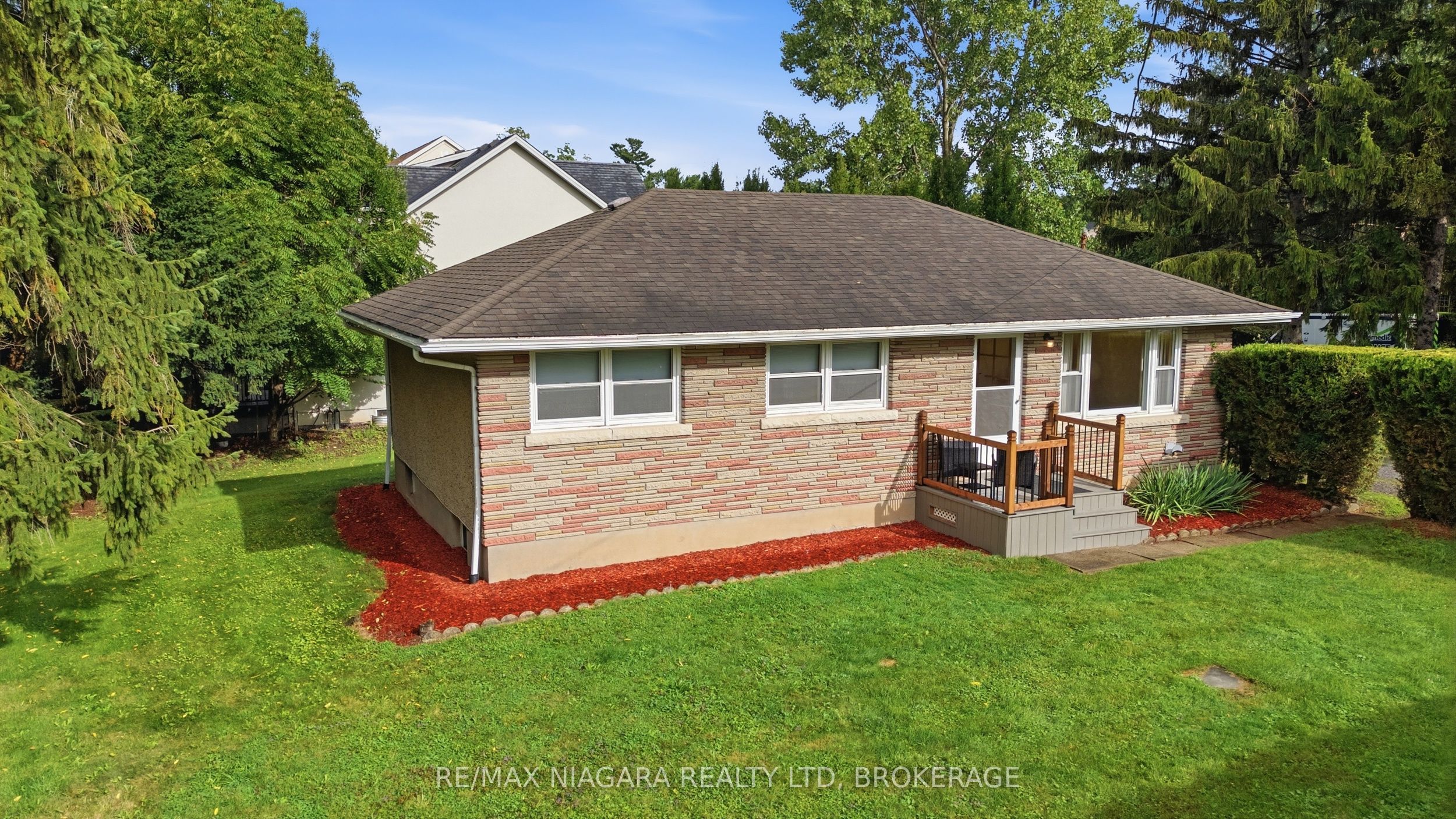 557 Mississagua Street