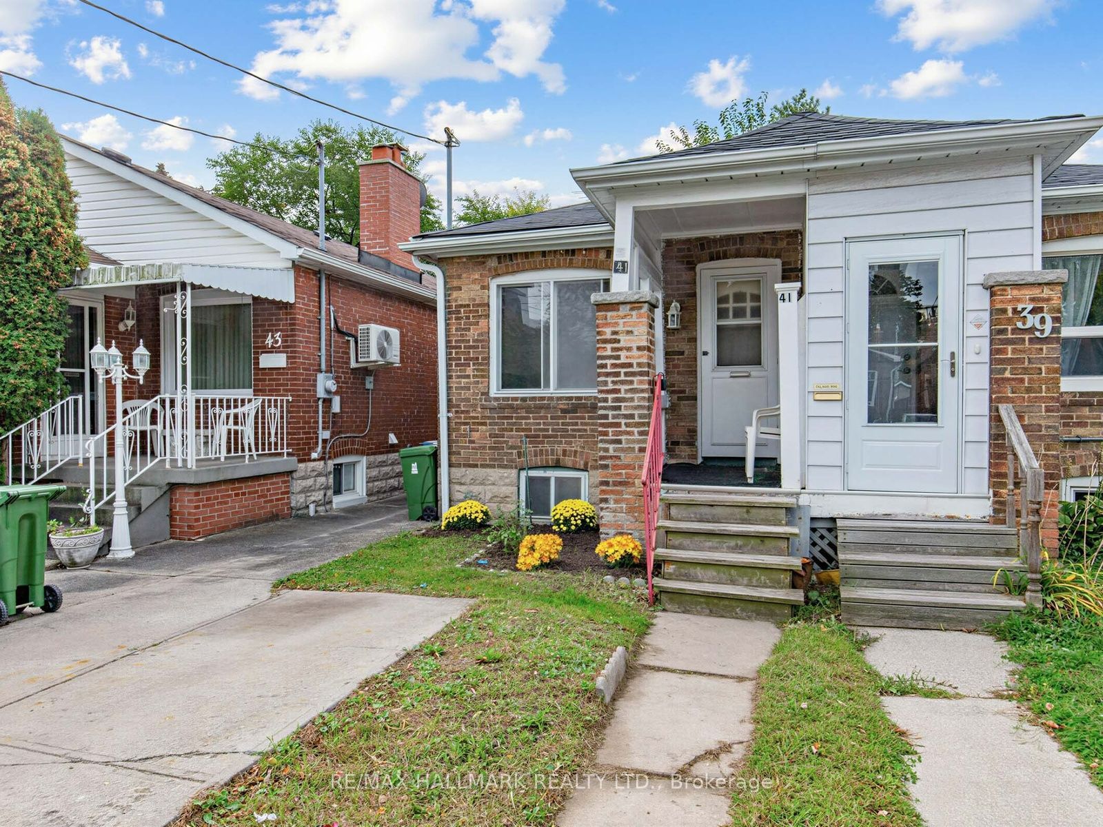 41 Gowan Avenue
