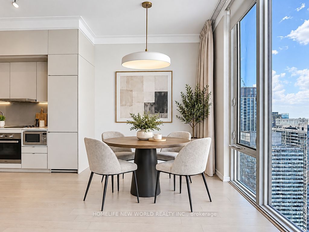 101 Peter Street Ph10