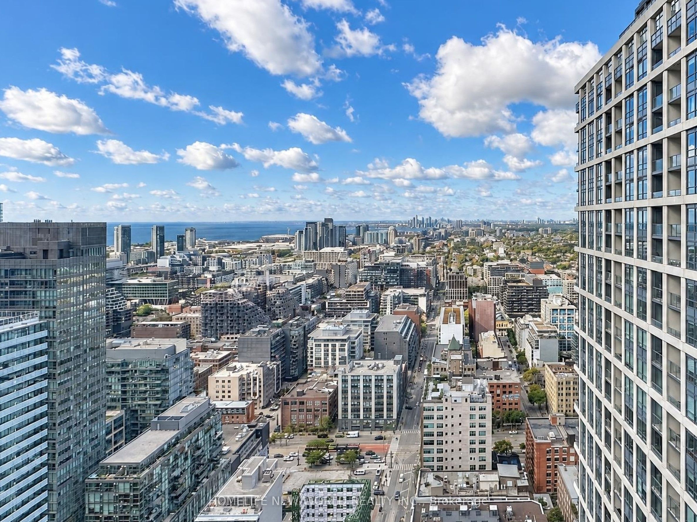 101 Peter Street Ph10