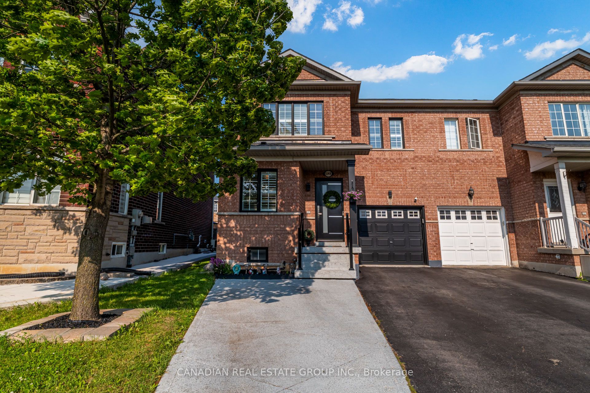 1148 Charlton Way