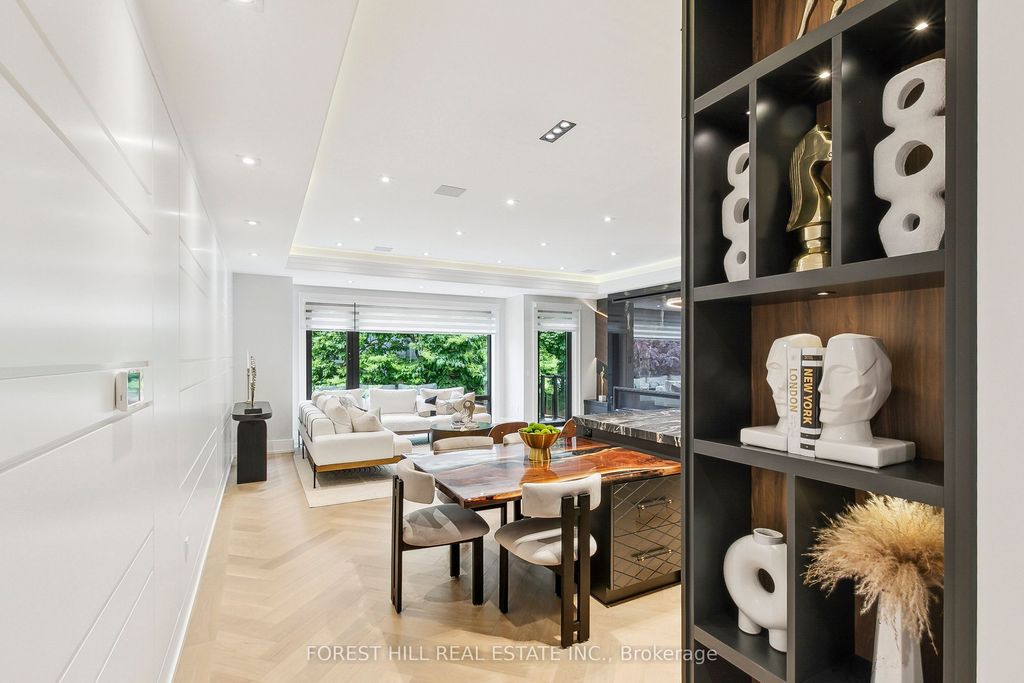 Photo of 12 Otter Crescent, Toronto, ON M5N 2W2 (MLS # C12797134)