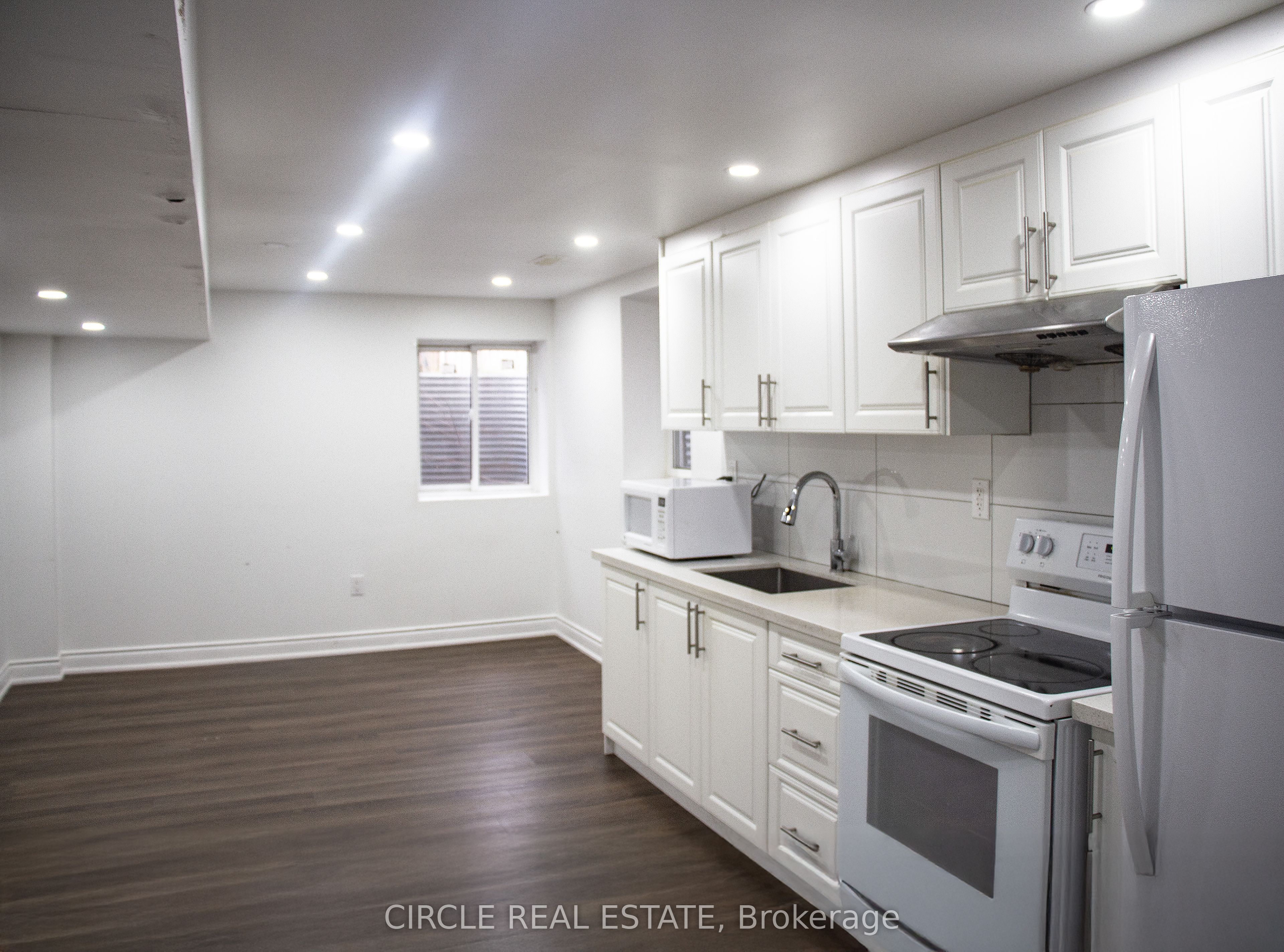 1204 McMullen (Basement) Crescent
