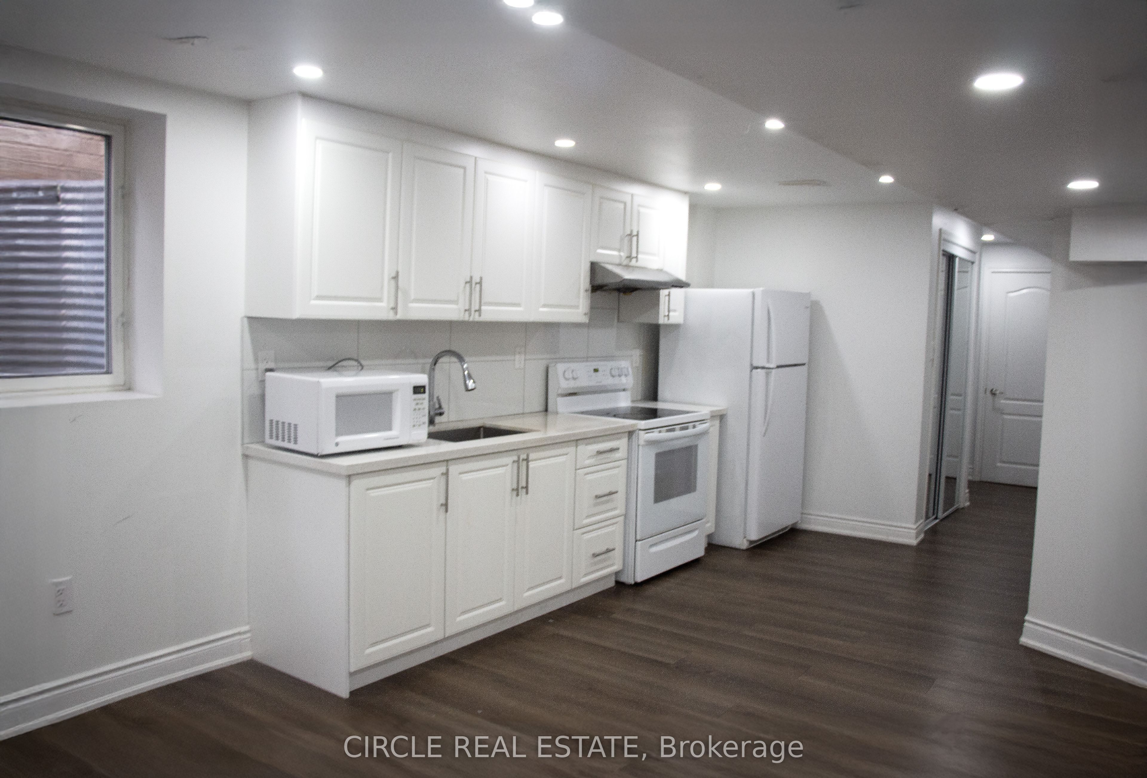 1204 McMullen (Basement) Crescent