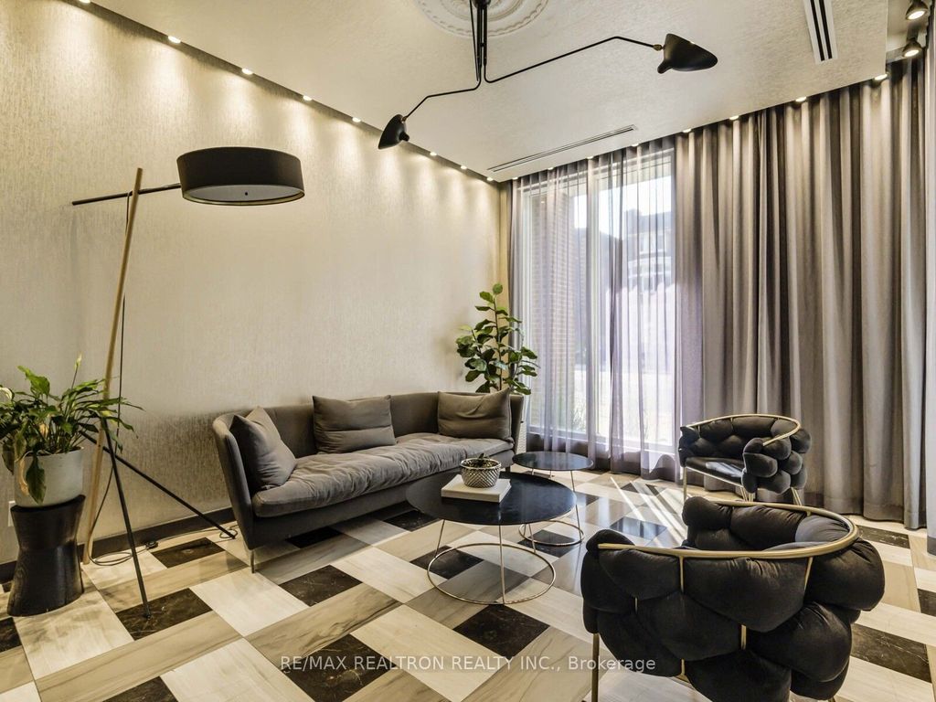 Photo of 1638 Bloor Street W #601, Toronto, ON M6P 0A6 (MLS # W12397871)