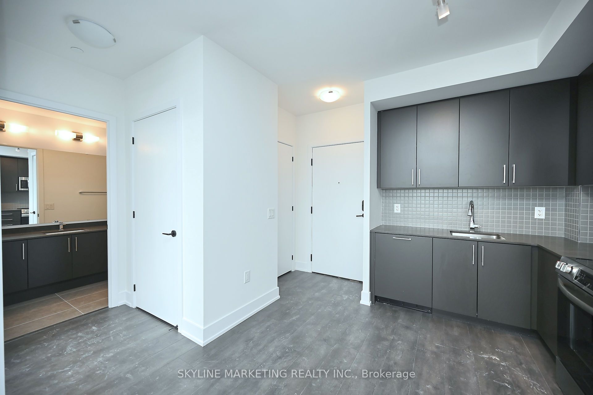 2450 Old Bronte Road 635