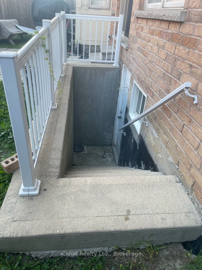 61 Templehill Road Bsmt