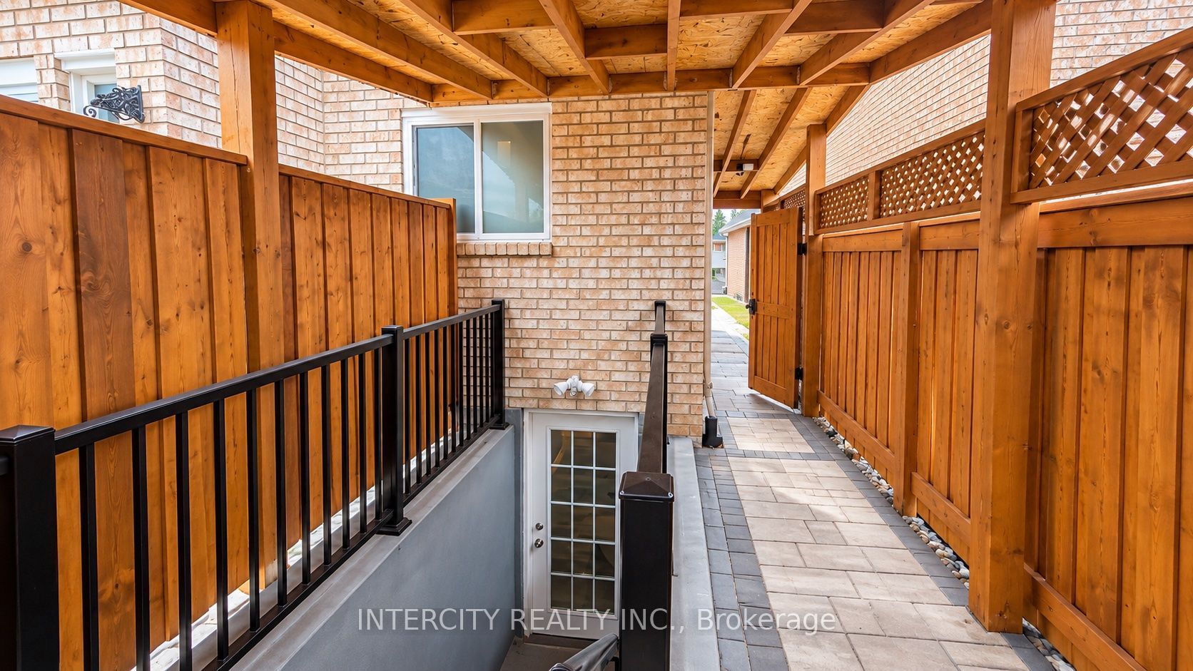 159 Moffatt Avenue
