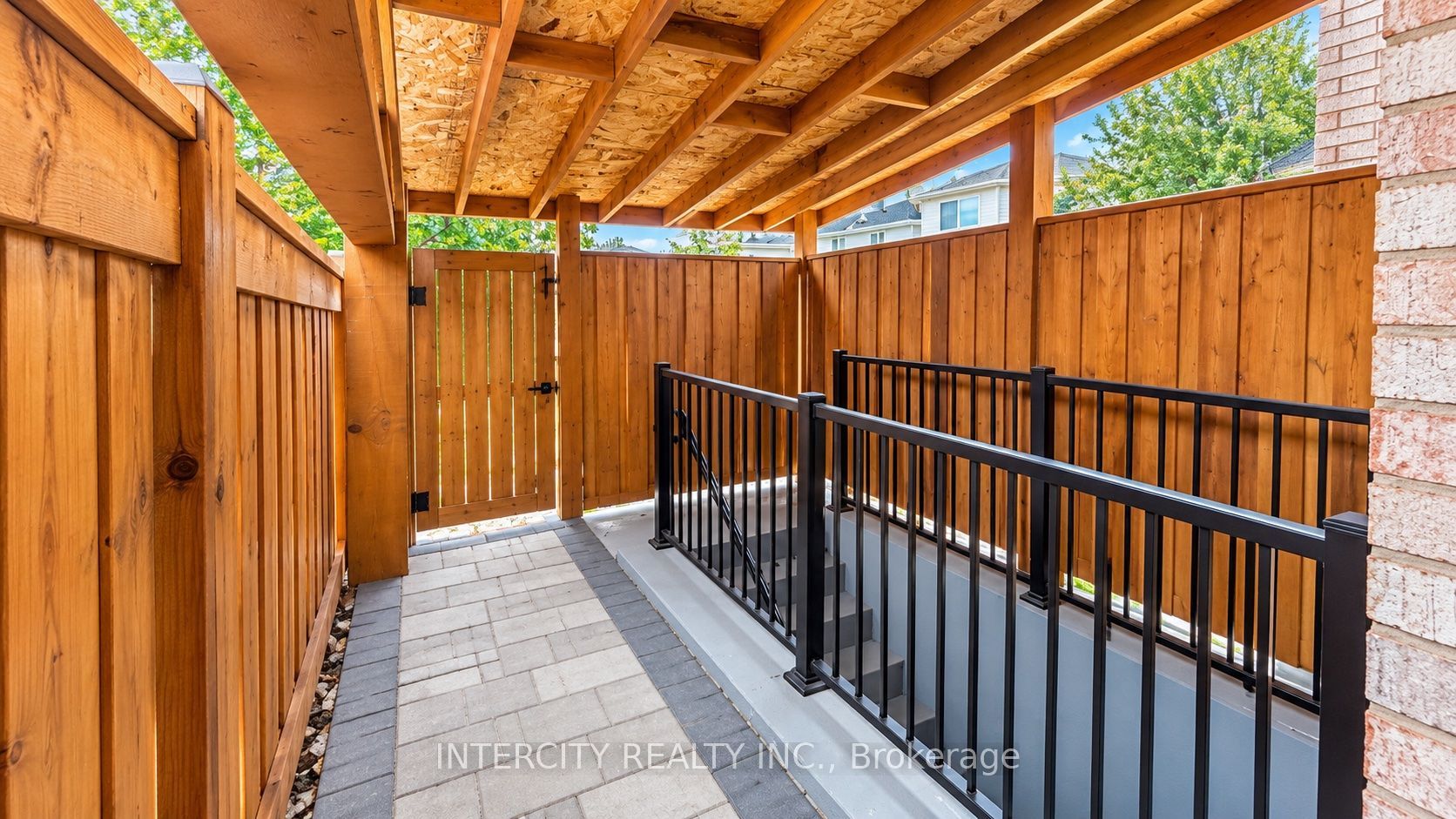 159 Moffatt Avenue