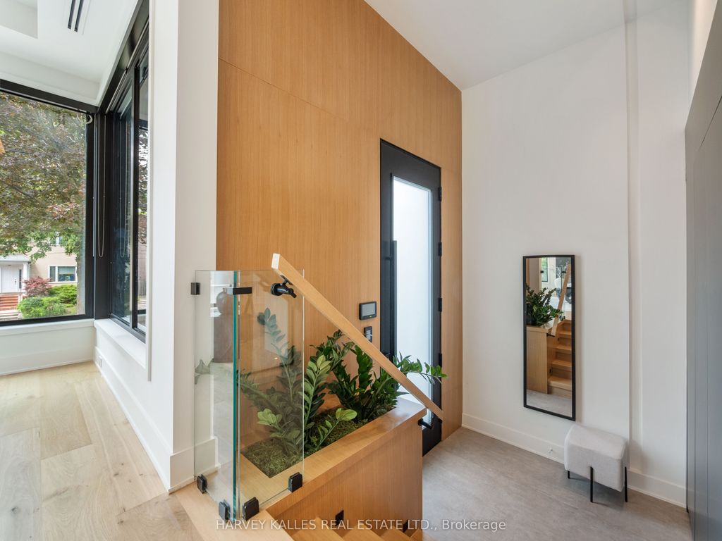 Photo of 585 Bedford park Avenue, Toronto, ON M5M 1K4 (MLS # C12406189)