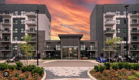 102 Grovewood Common 405 Oakville ON L6H 0X2