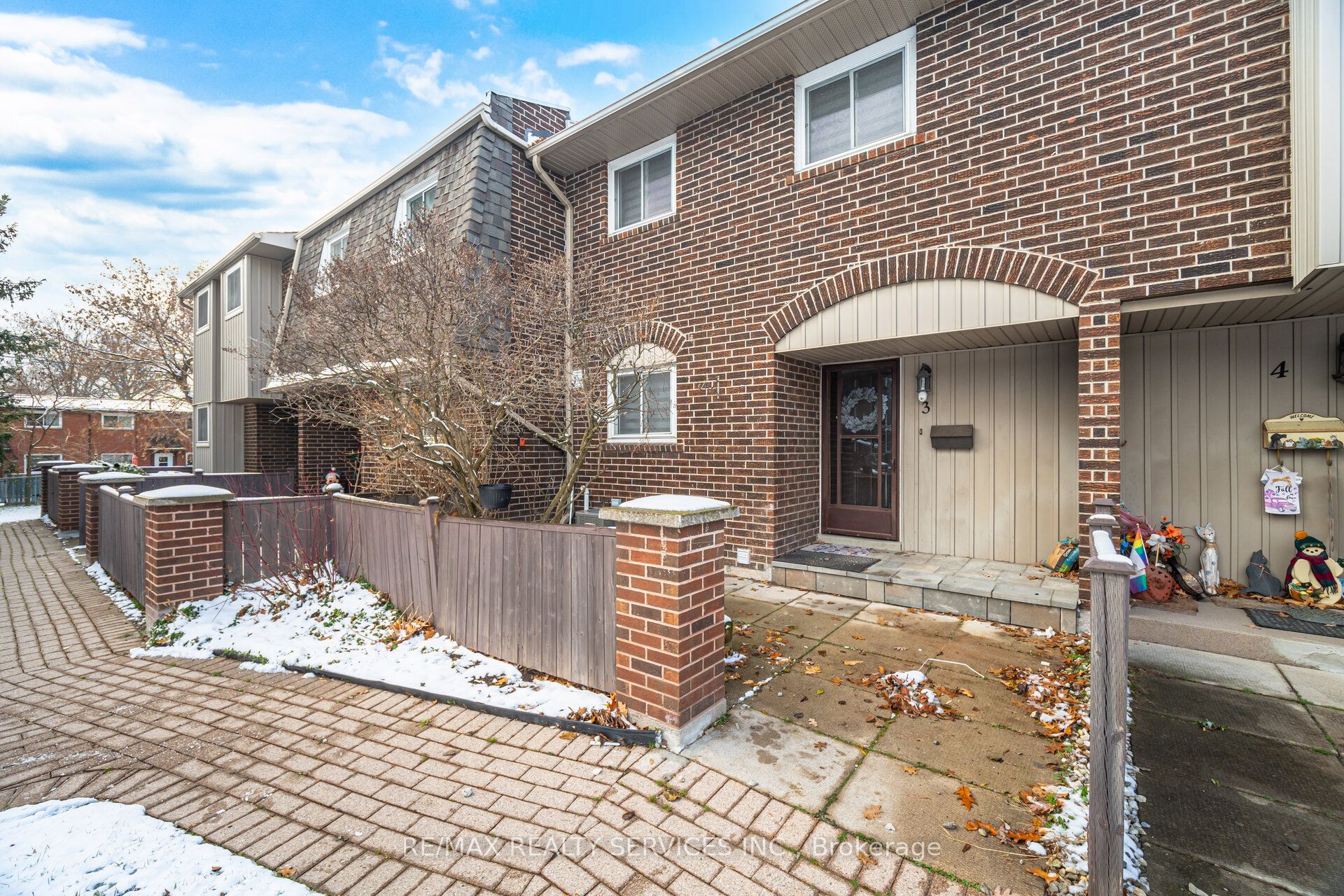 1306 Guelph Line Unit 3