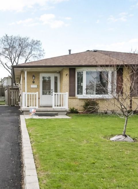 6 Manderley Pl Place Brampton ON L6S 2S6