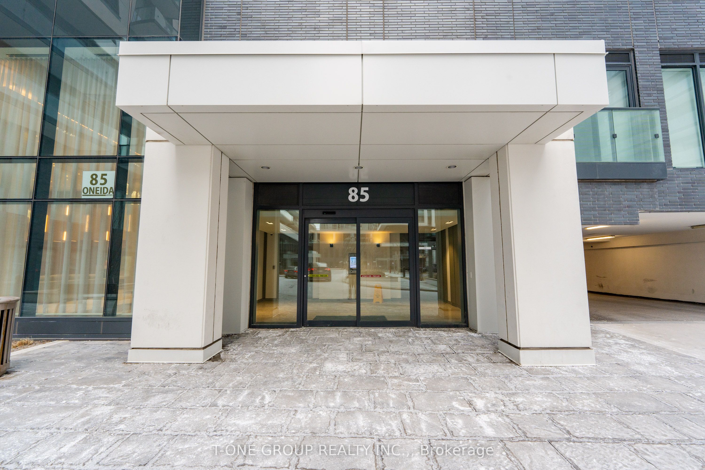 85 Oneida Crescent 1514