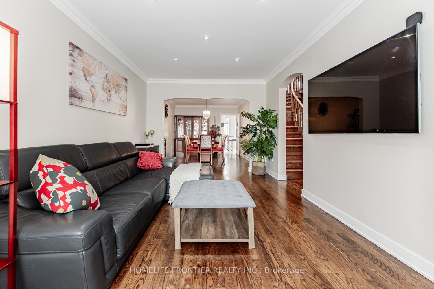 46 Thornbrook Court